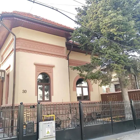 דירות בוקרשט Erbario House מראה חיצוני תמונה
